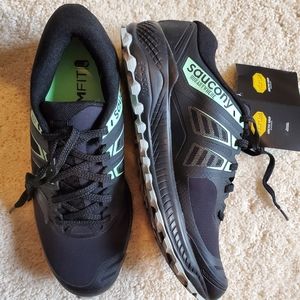 Saucony Peregrine Ice winter running shoes